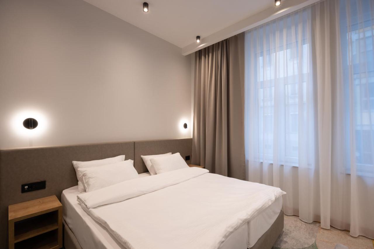 Hop Inn Rooms & Suites ベオグラード エクステリア 写真