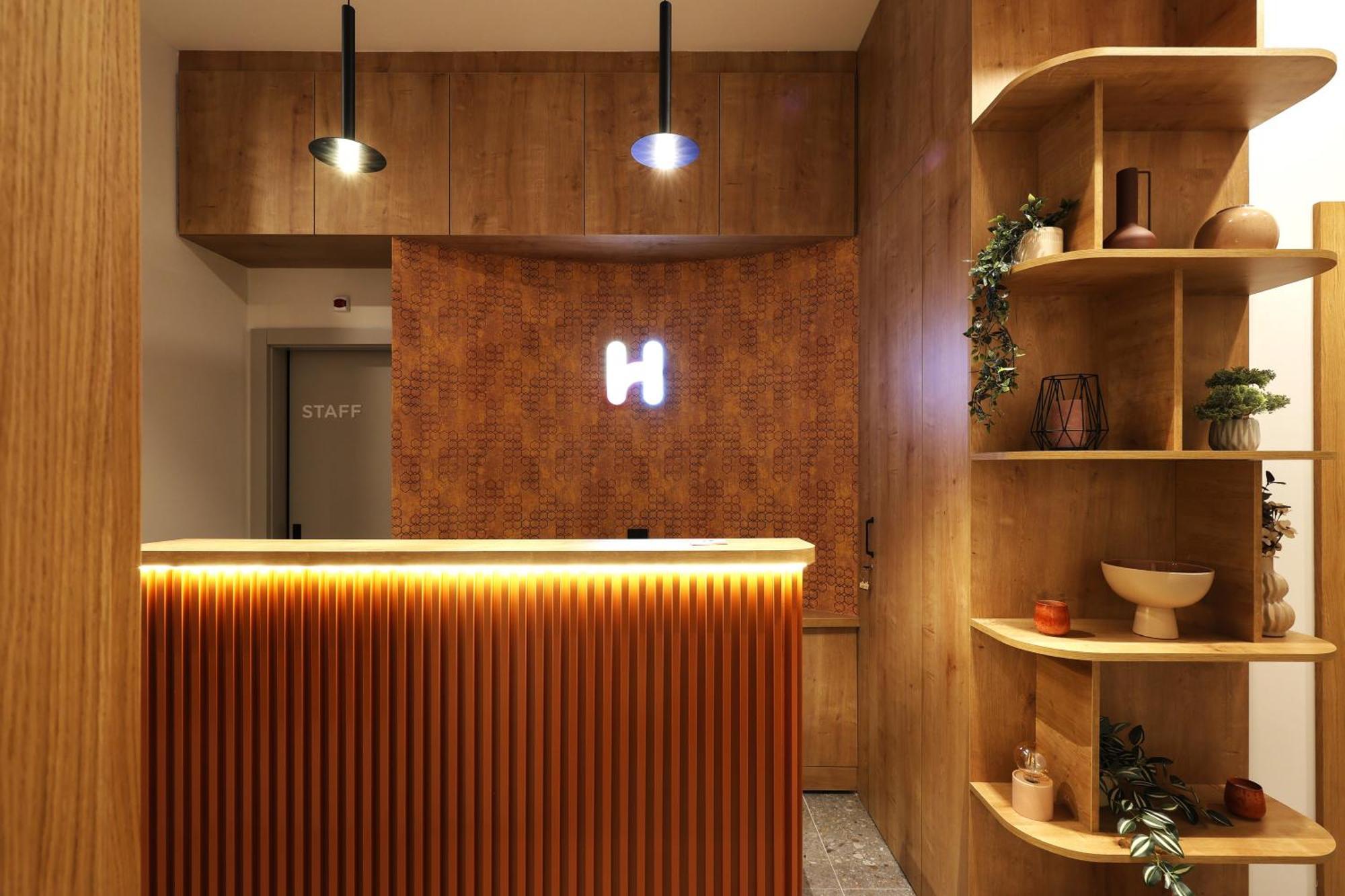 Hop Inn Rooms & Suites ベオグラード エクステリア 写真