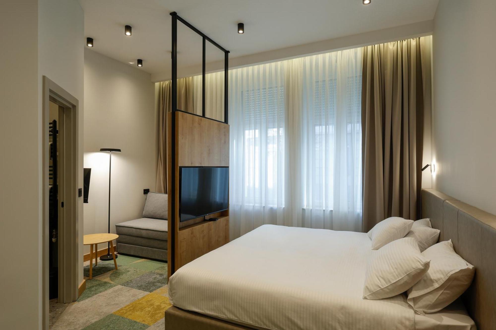 Hop Inn Rooms & Suites ベオグラード エクステリア 写真